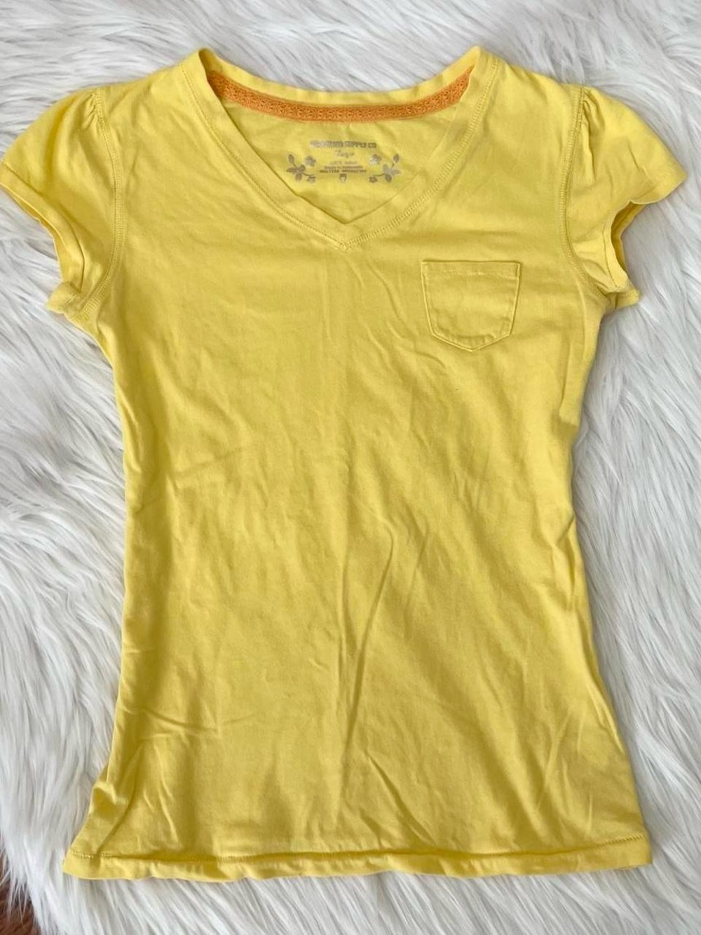 Vintage Y2K light yellow short sleeve pocket tee by Mossimo